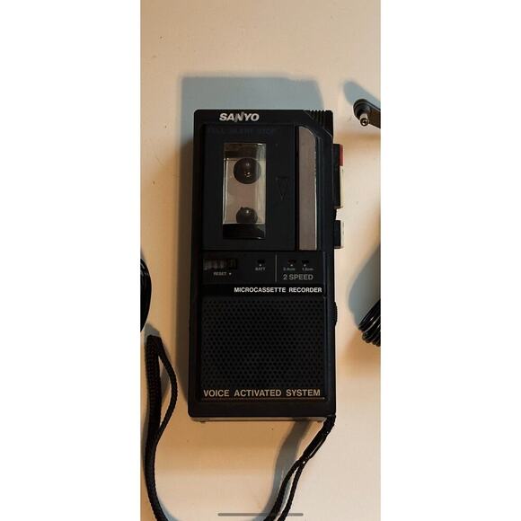 SANYO M5495 Microcassette Tape Recorder With Earphone & power adapter - Picture 6 of 7